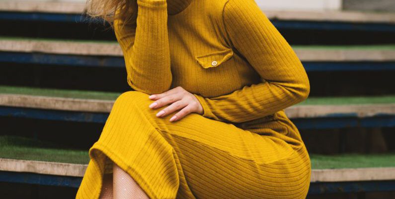 Fashion Blogger - Women's Yellow Long-sleeved Dress