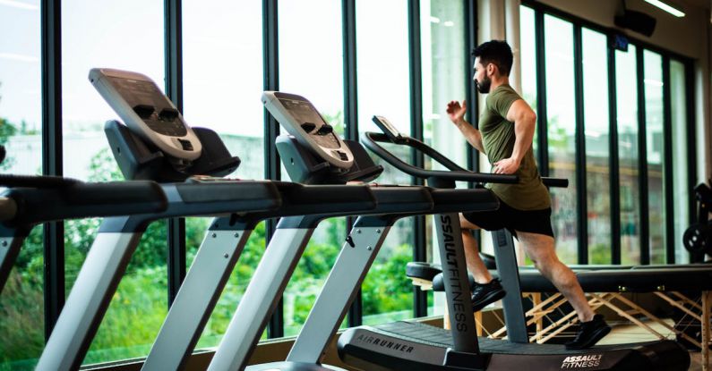 Gym Fashion - An on Treadmill